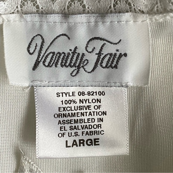 Vanity Fair Nightgown and Robe Vintage Wedding Set NWOT size L - Picture 11 of 12